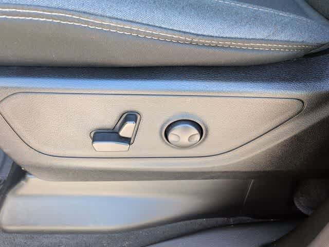Used 2022 RAM 1500 Big Horn AWD/4WD image 17