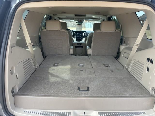 Used 2020 Cadillac Escalade Luxury image 32