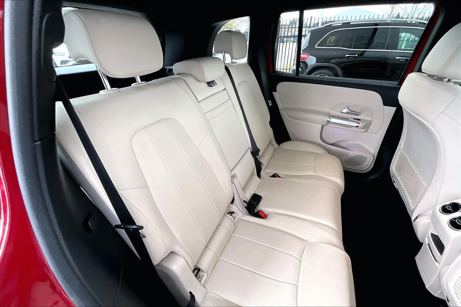 Used 2022 Mercedes-Benz GLB 250 image 20