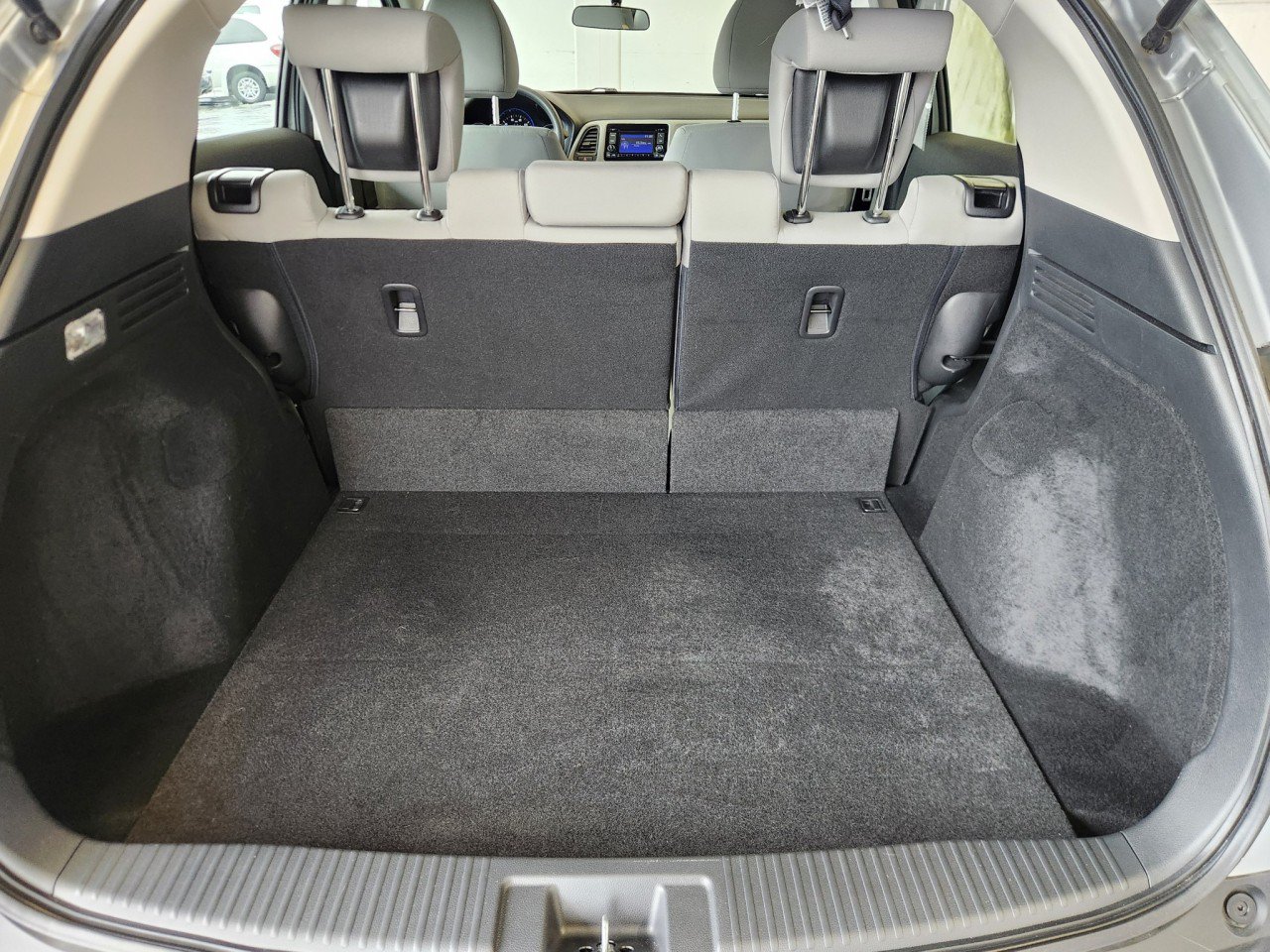 Used 2021 Honda HR-V LX image 10
