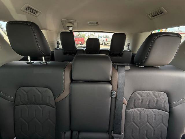 New 2026 Nissan Pathfinder Platinum w/ Accent Package AWD/4WD image 10