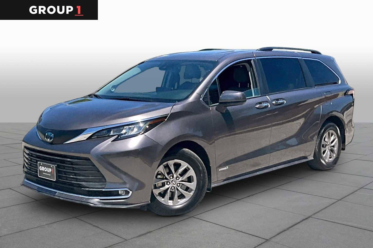Used 2021 Toyota Sienna XLE w/ XLE Plus Package