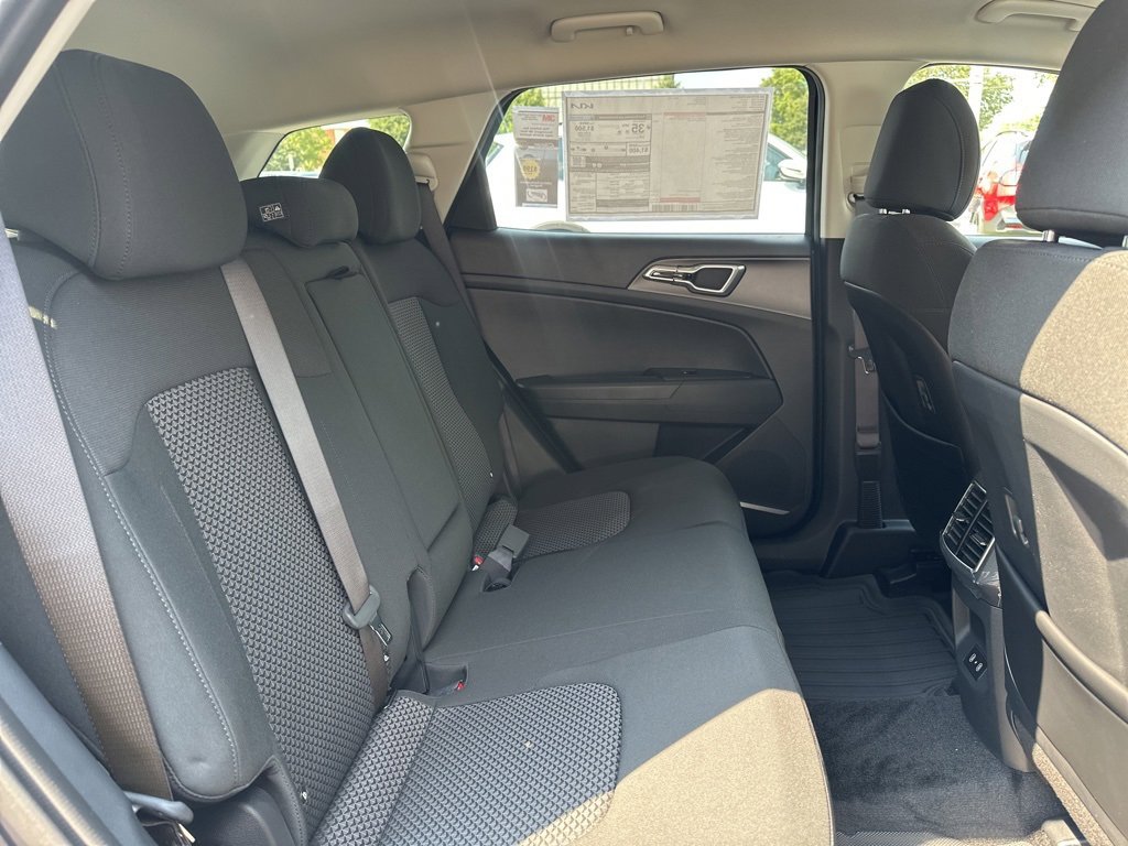New 2026 Kia Sportage S image 17