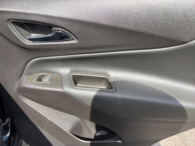 Used 2024 Chevrolet Equinox LT w/ LPO, Floor Liner Package FWD image 38