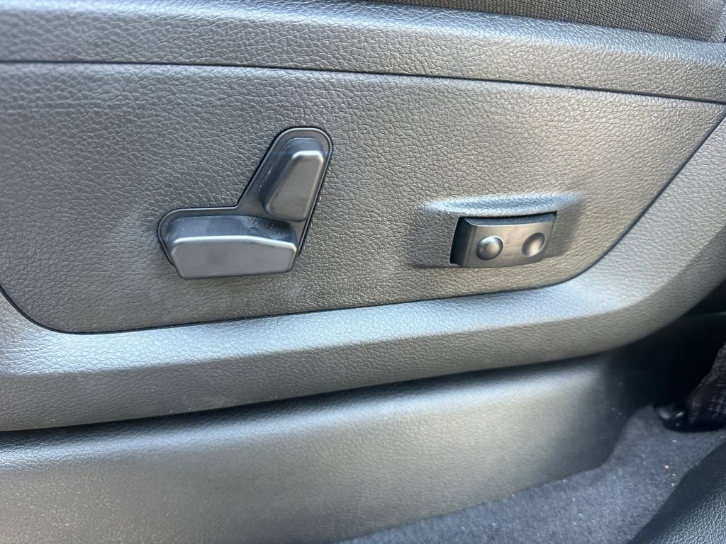 New 2026 RAM 3500 Big Horn AWD/4WD image 28