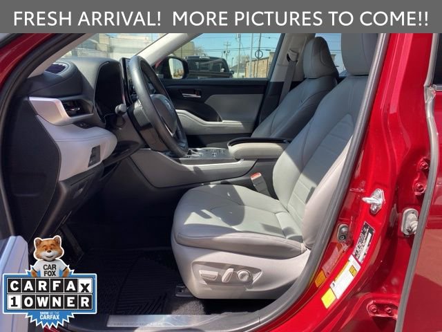 Used 2022 Toyota Highlander XLE image 13