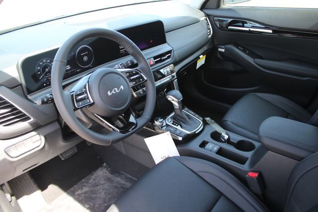 New 2026 Kia Seltos SX w/ SX Sunroof Package AWD/4WD image 3