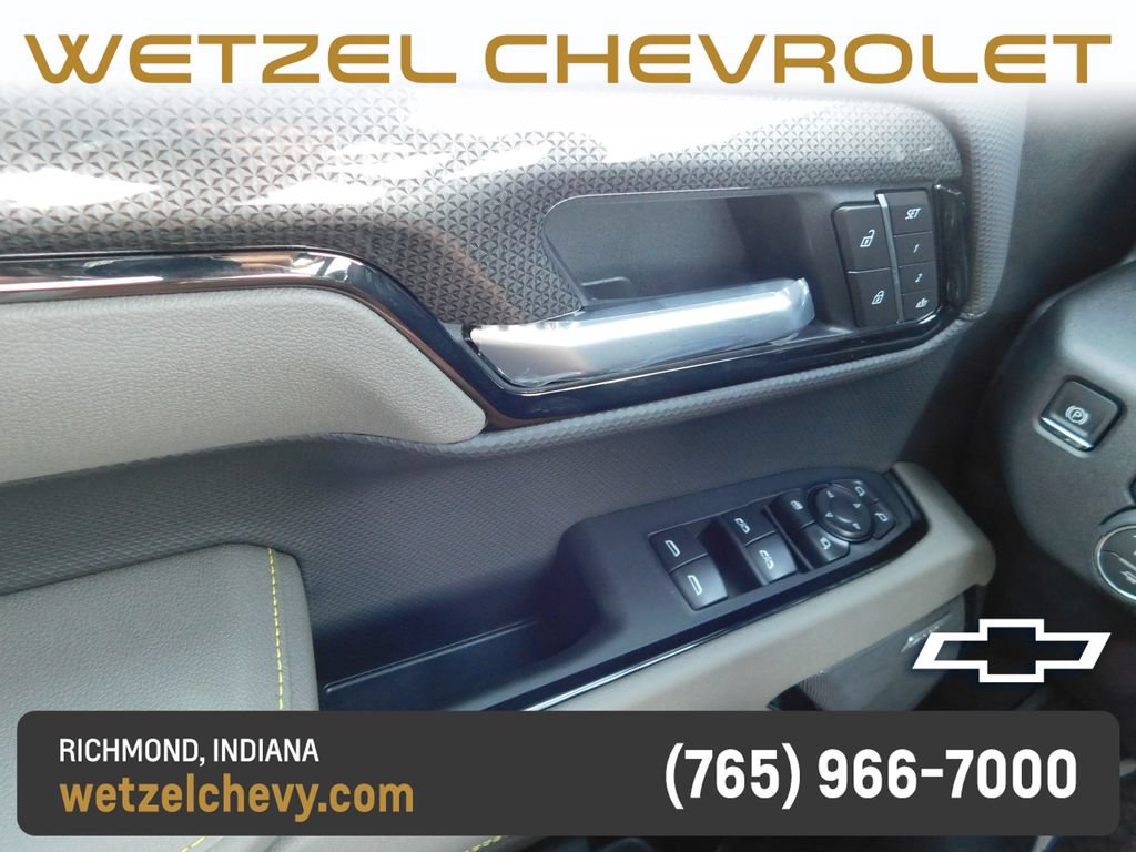New 2026 Chevrolet Silverado 1500 ZR2 w/ Dark Appearance Package AWD/4WD image 31