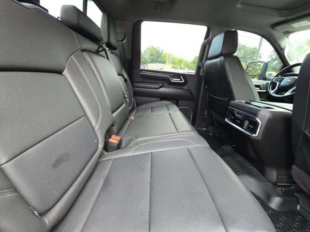 Used 2025 Chevrolet Silverado 2500 LTZ w/ LTZ Convenience Package AWD/4WD image 13