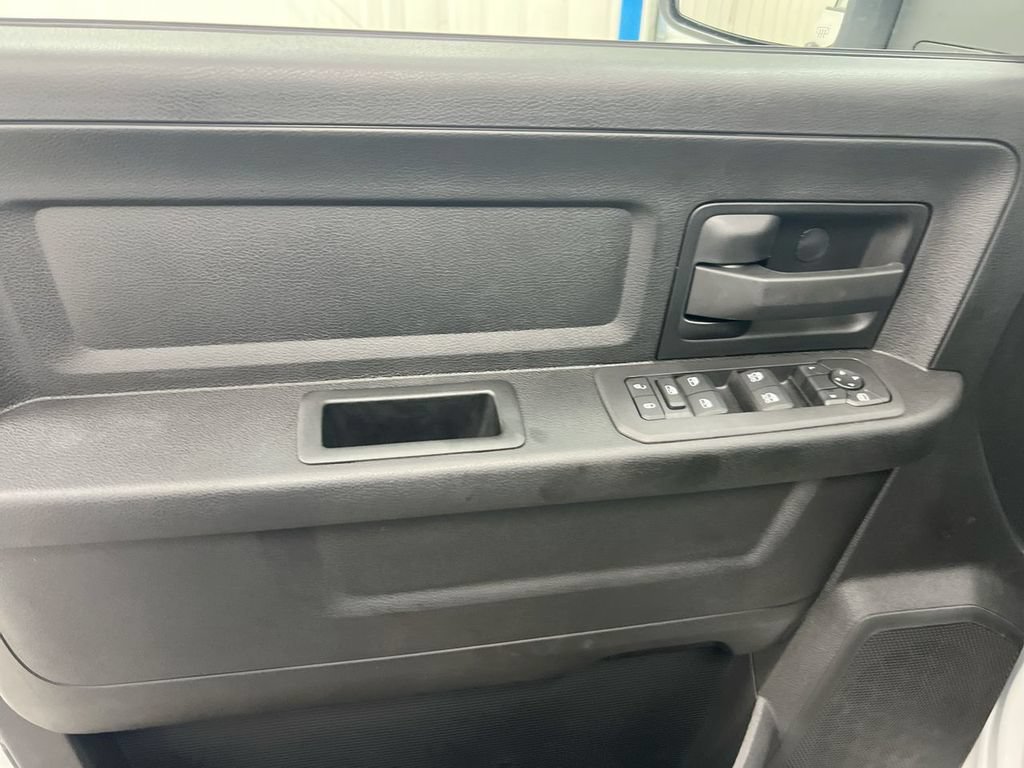 New 2026 RAM 3500 Tradesman AWD/4WD image 16