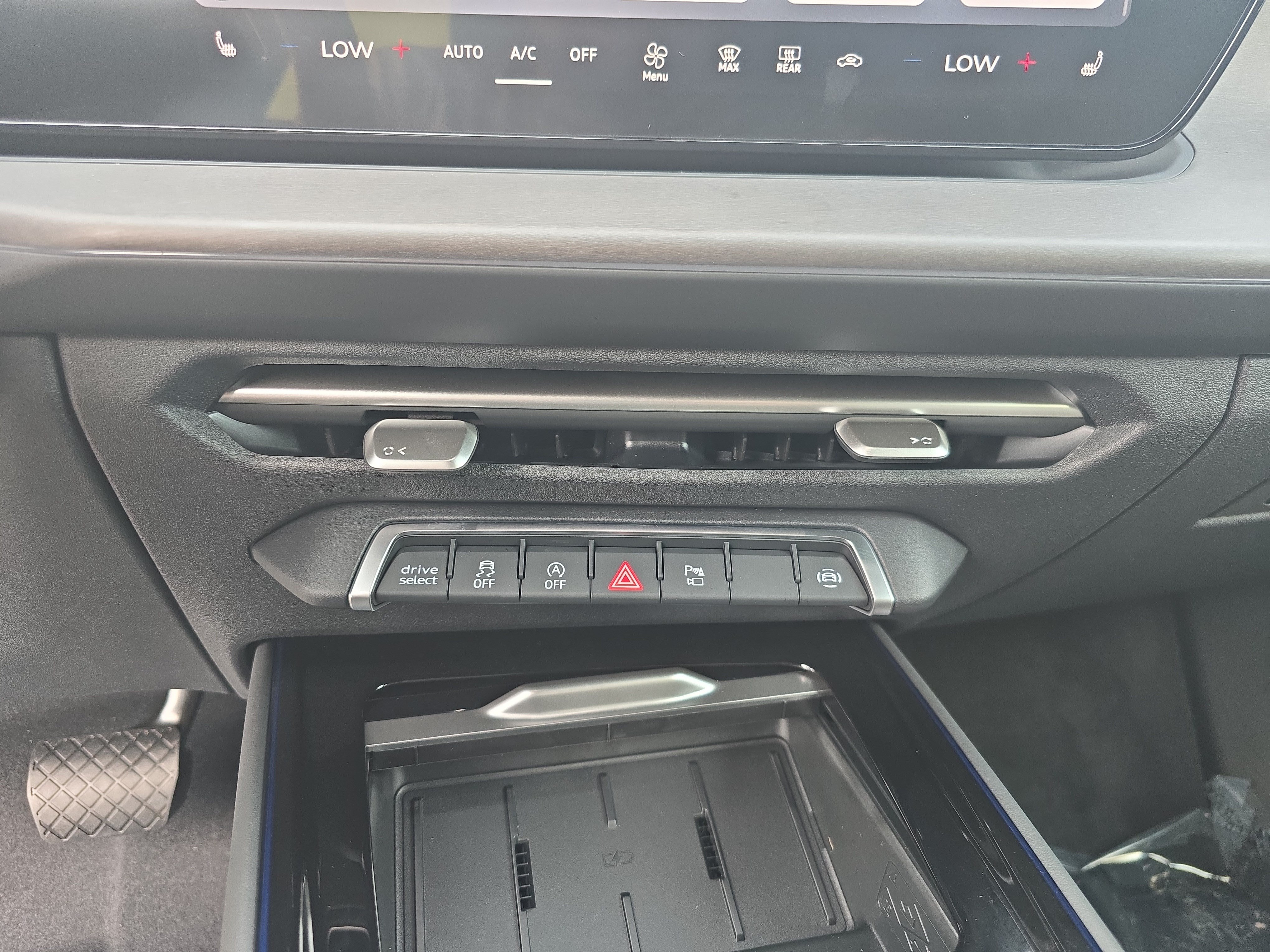New 2026 Audi Q3 quattro 2.0T AWD/4WD image 18