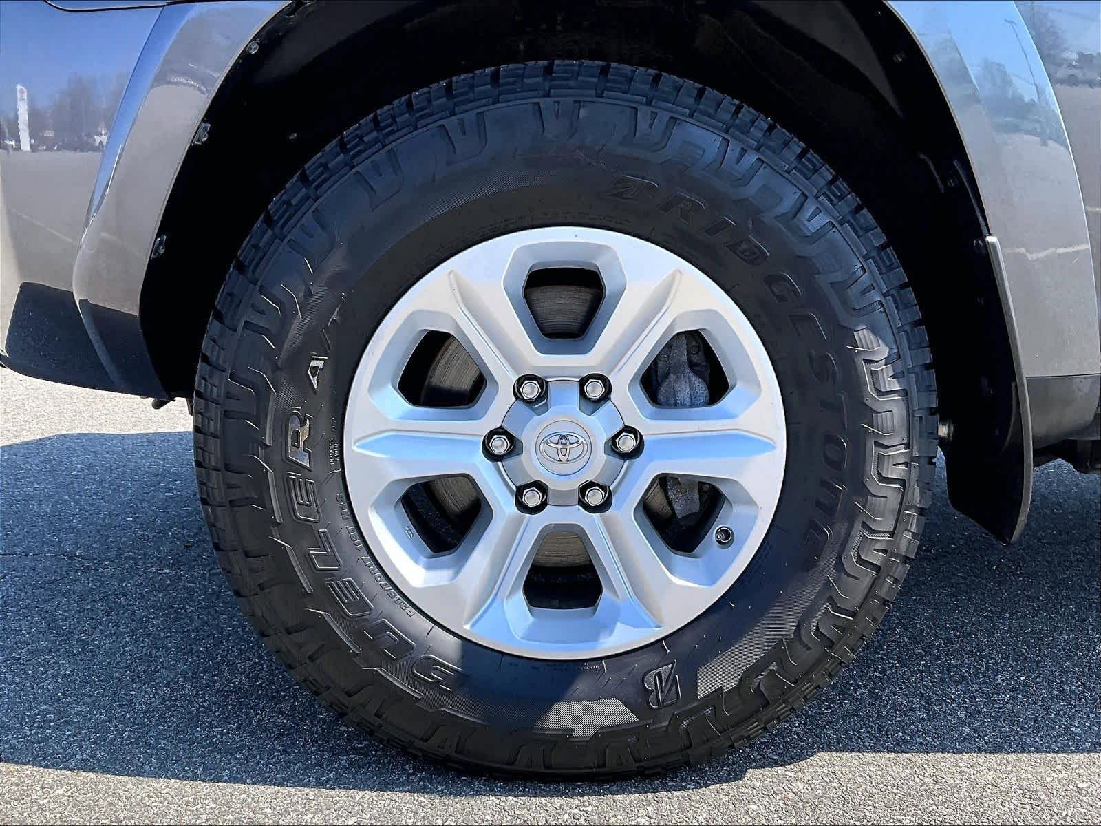 Used 2022 Toyota 4Runner SR5 image 7