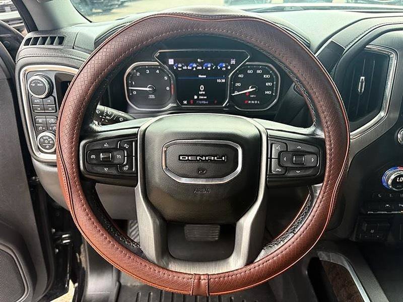 Used 2021 GMC Sierra 1500 Denali w/ Driver Alert Package II AWD/4WD image 21