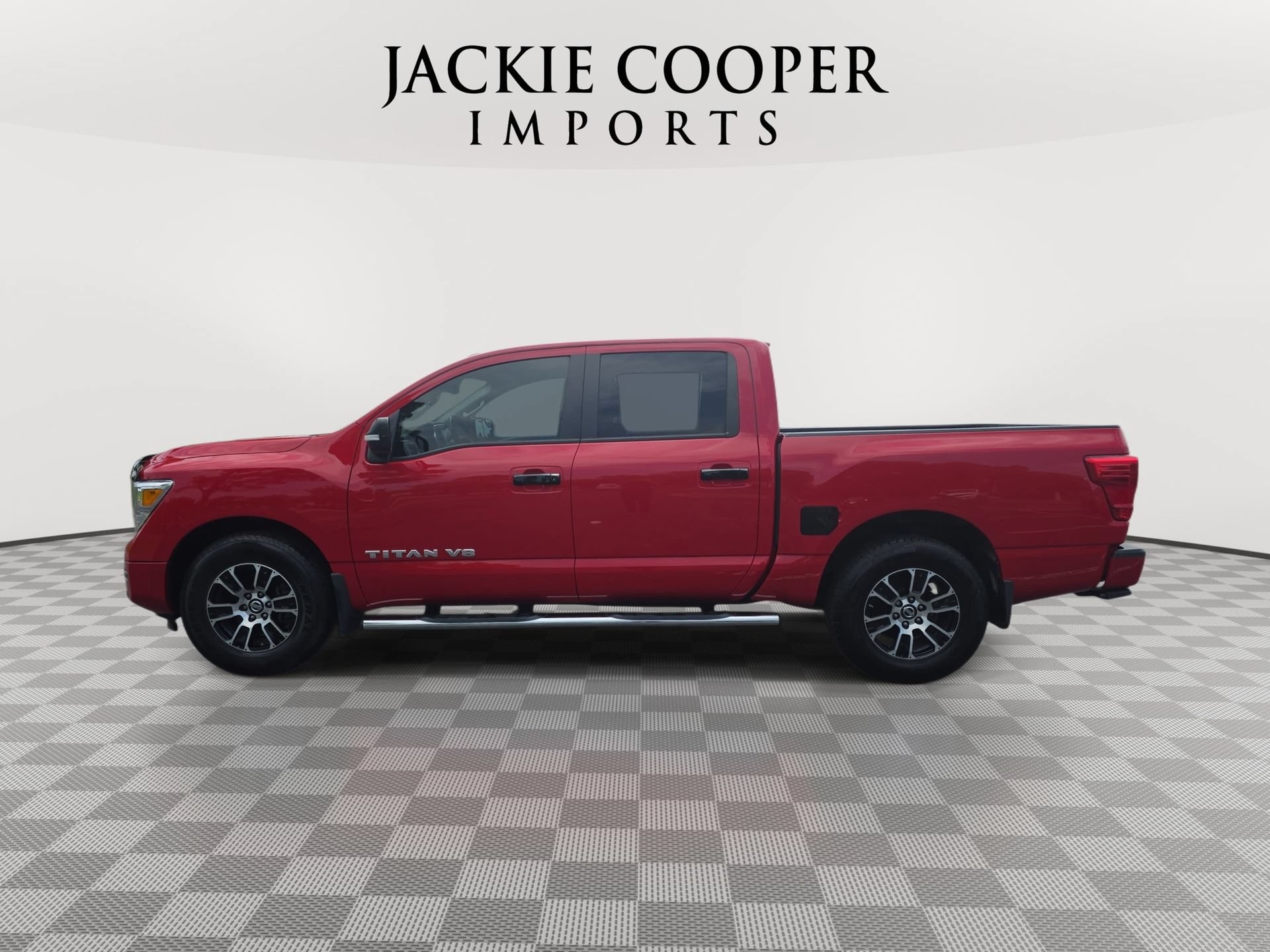 Used 2020 Nissan Titan SV w/ SV Convenience Package RWD image 8