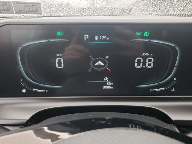 Certified 2025 Kia Seltos S image 32