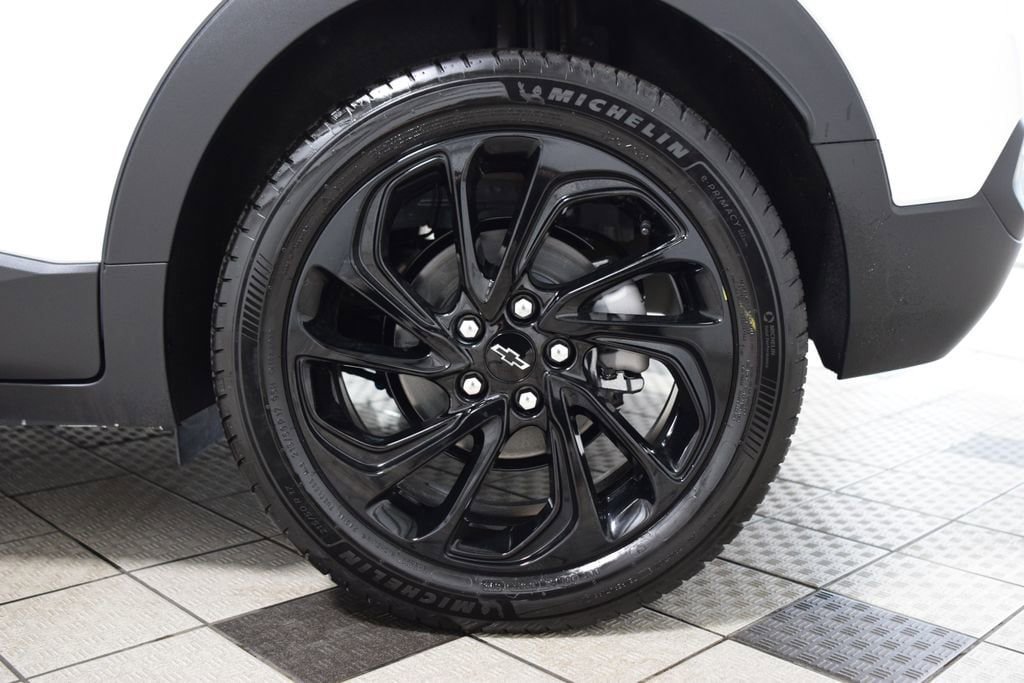 New 2027 Chevrolet Bolt RS FWD image 26