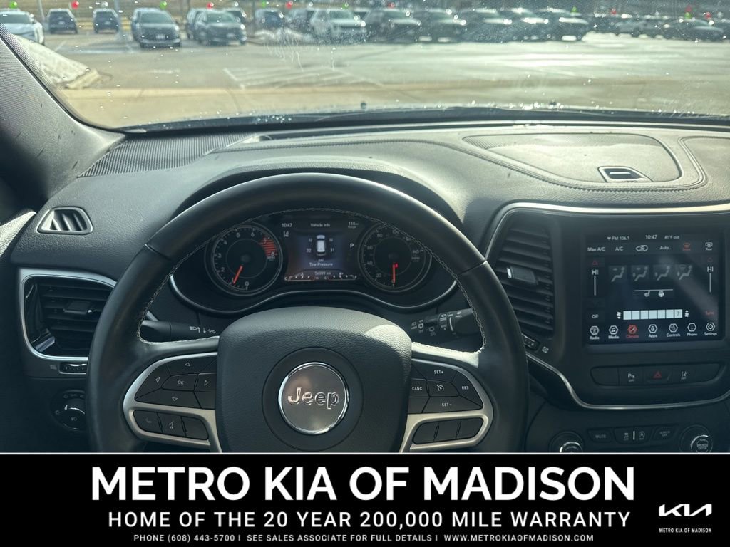 Used 2021 Jeep Cherokee Latitude Lux 80th Anniv w/ Quick Order Package 26U 80TH image 16