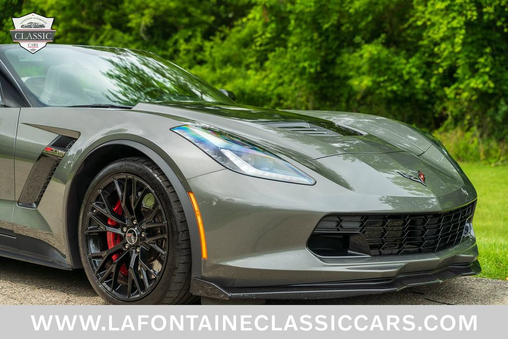 Used 2015 Chevrolet Corvette Z06 w/ 2LZ Preferred Equipment Group RWD image 28