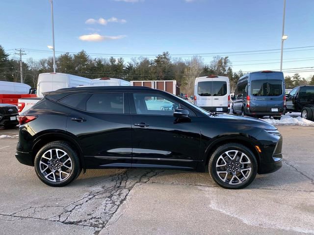 Used 2023 Chevrolet Blazer RS w/ Enhanced Convenience Package image 2