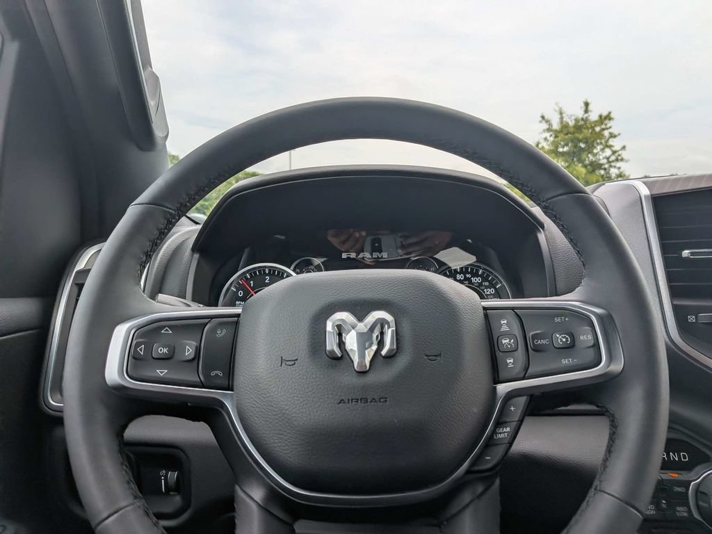 Used 2025 RAM 1500 Big Horn AWD/4WD image 26