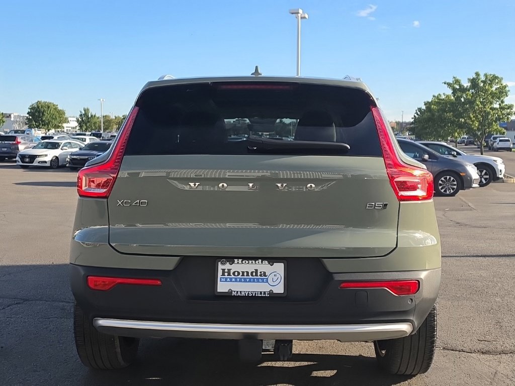 Used 2023 Volvo XC40 B5 Ultimate w/ Protection Package Premier AWD/4WD image 6