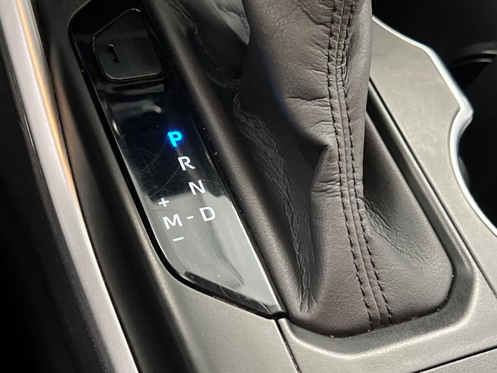 Used 2020 Toyota Highlander XLE image 51