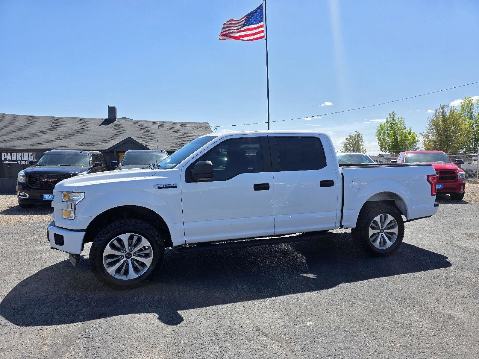 Used 2017 Ford F150 XL w/ Equipment Group 101A Mid AWD/4WD image 8