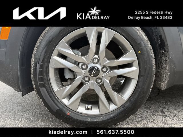 Certified 2023 Kia Seltos S w/ Navigation Package FWD image 32