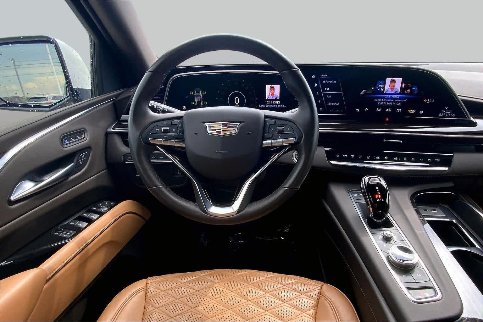Used 2023 Cadillac Escalade ESV Premium Luxury AWD/4WD image 6