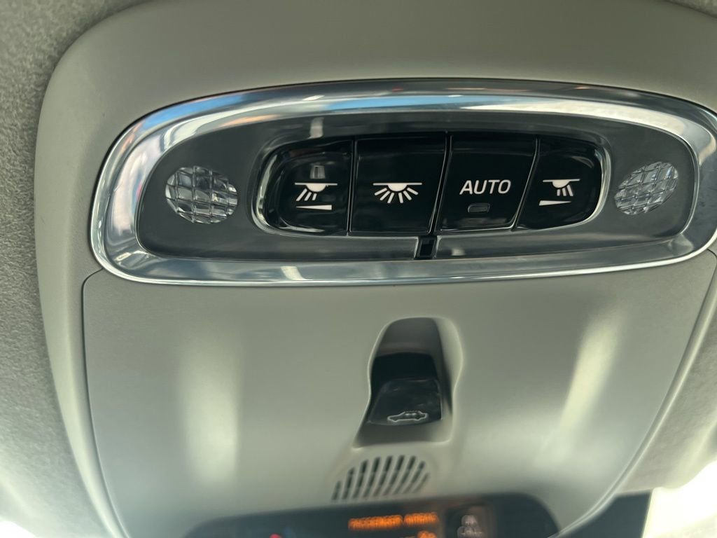 Used 2022 Volvo XC90 T6 Inscription w/ Lounge Package AWD/4WD image 23