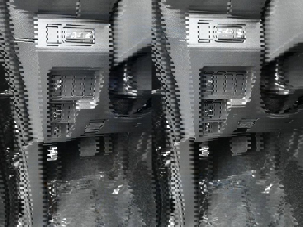 New 2026 Nissan Frontier SV w/ Tow Package image 13