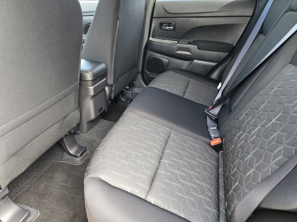 Used 2026 Mitsubishi Outlander Sport ES AWD/4WD image 19