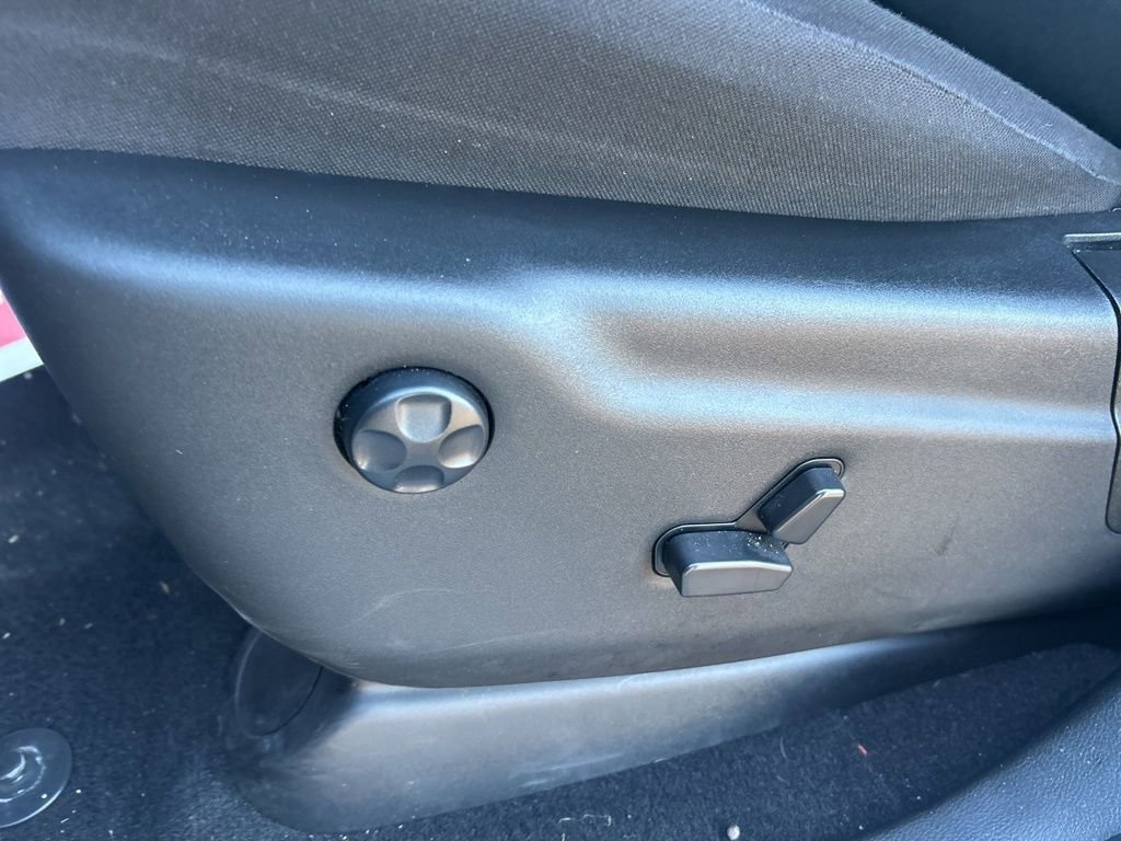 Used 2024 Dodge Durango R/T w/ Blacktop Package image 9