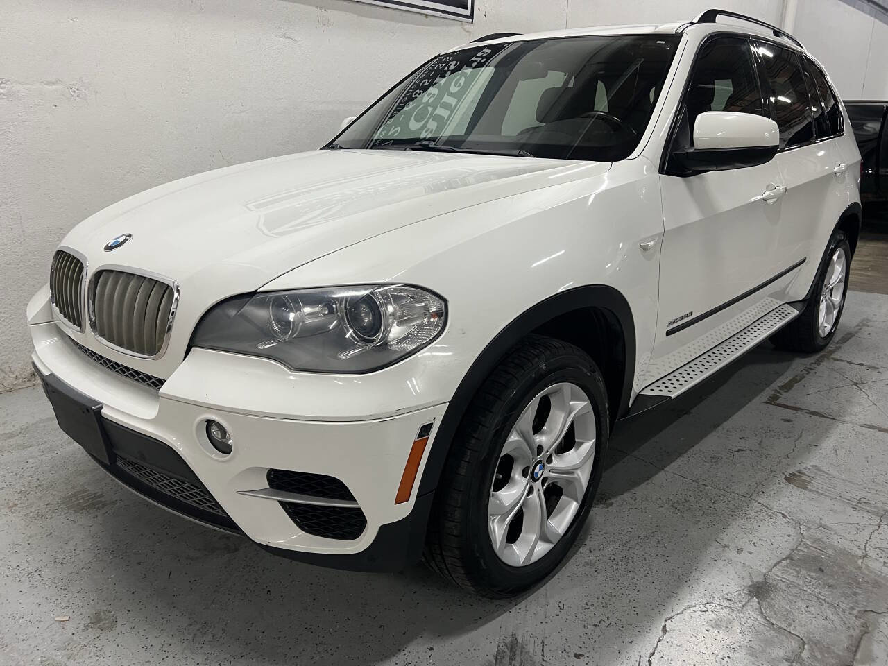 Used 2013 BMW X5 xDrive50i image 2
