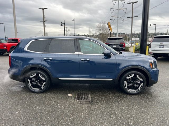 Certified 2023 Kia Telluride S image 4