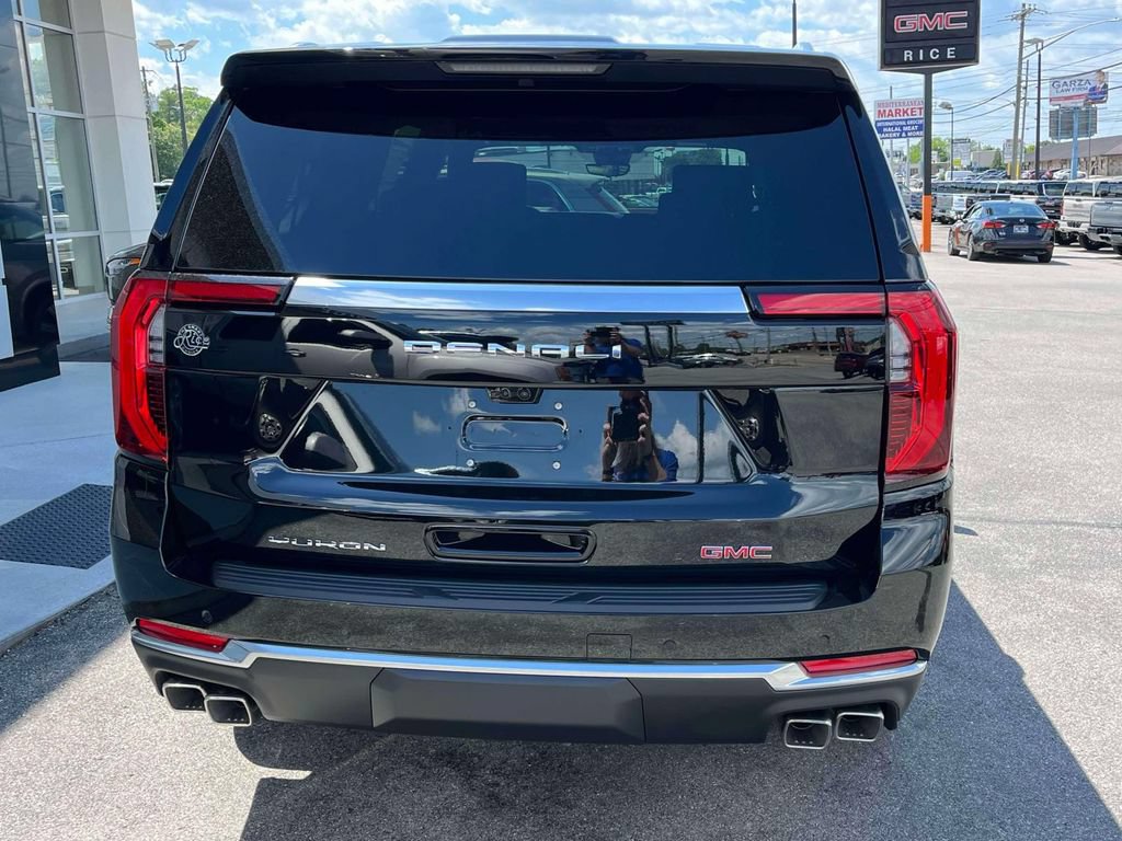 New 2026 GMC Yukon XL Denali AWD/4WD image 4