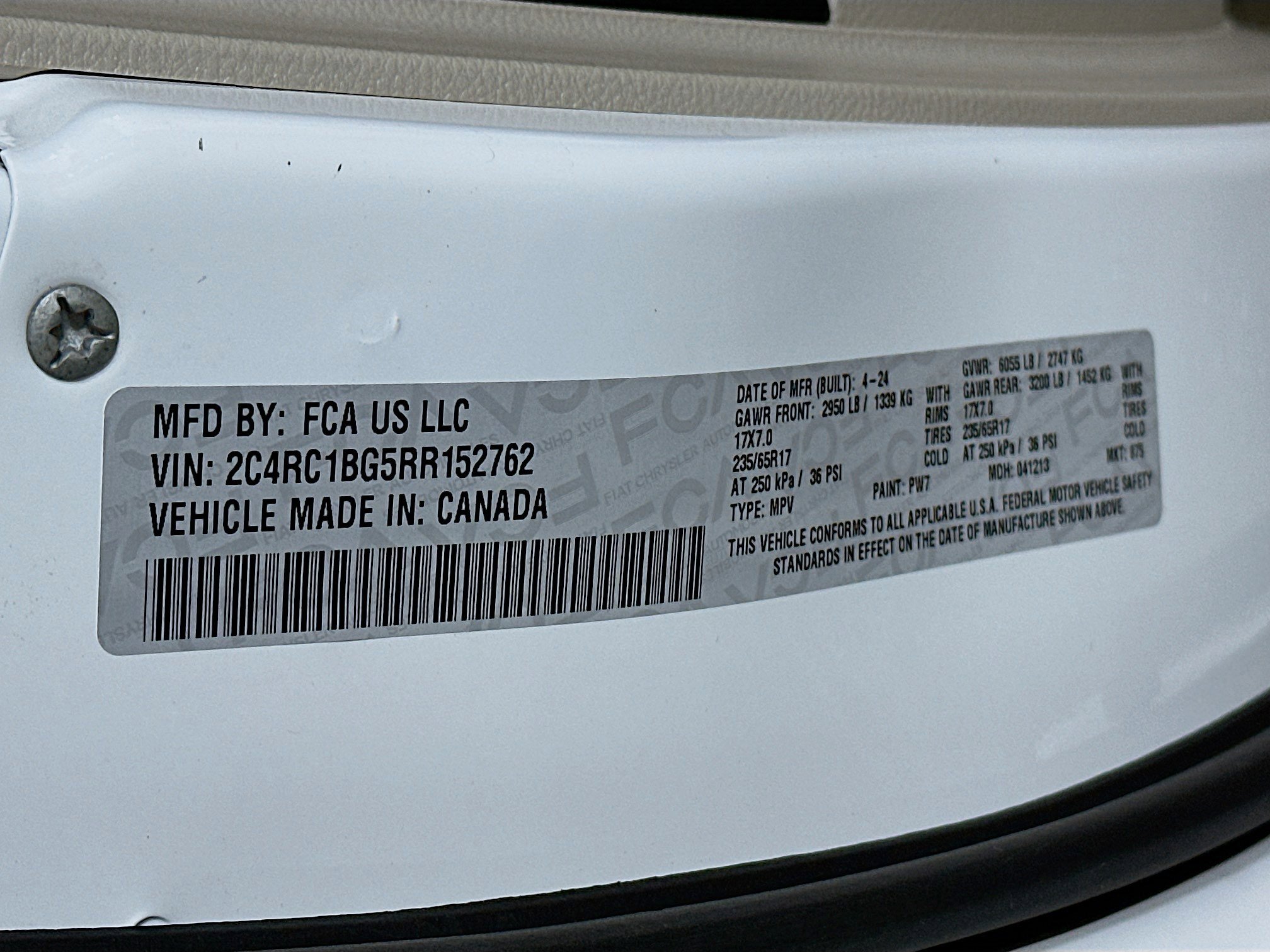 Used 2024 Chrysler Pacifica Touring-L image 12