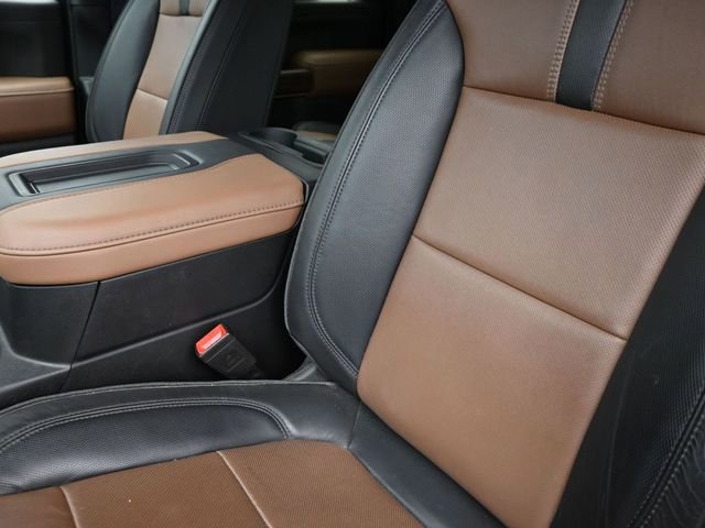 Used 2022 Chevrolet Silverado 3500 High Country w/ Z71 Off-Road Package image 15