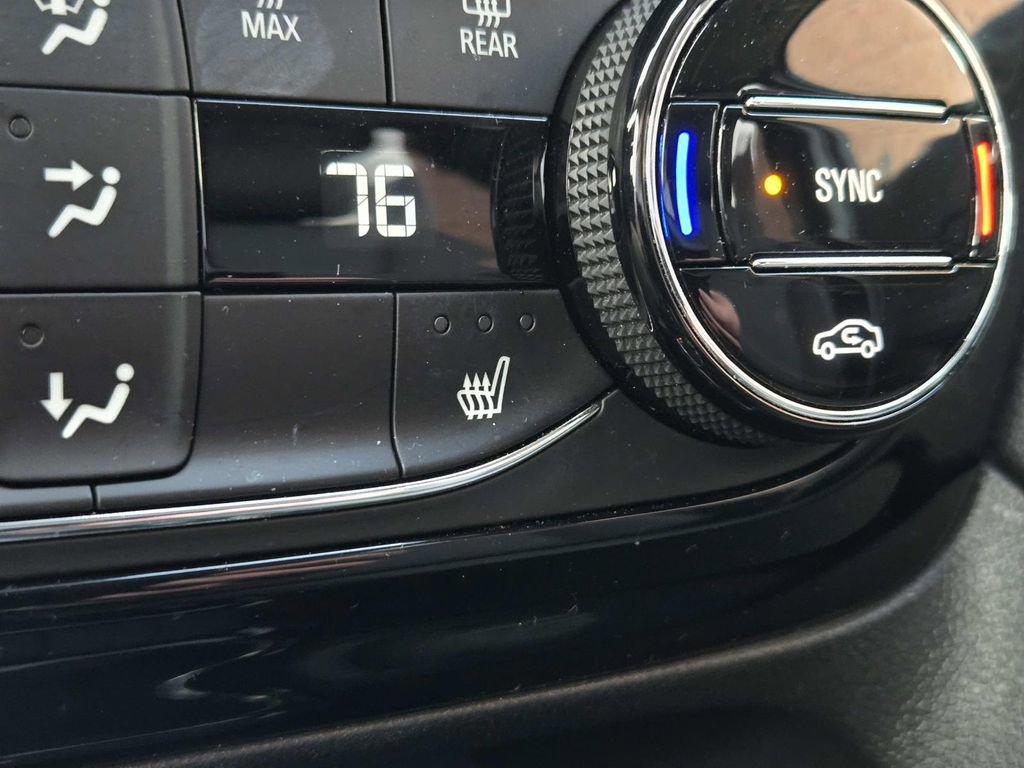 Used 2022 Buick Encore GX Select w/ Sport Touring Package image 26