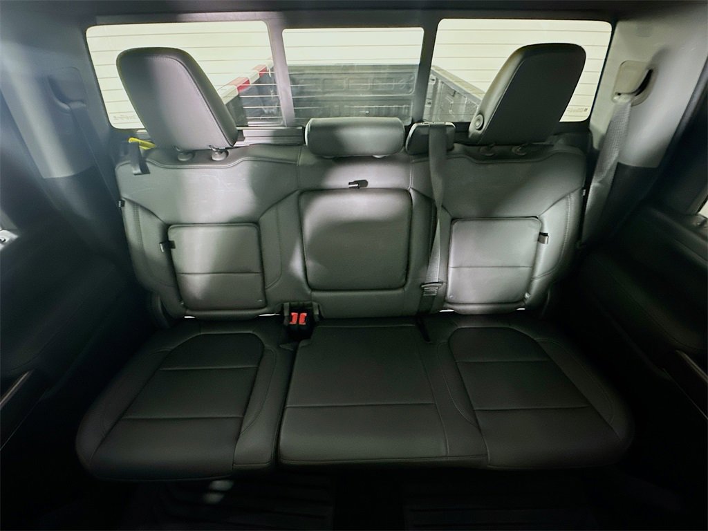 Used 2020 Chevrolet Silverado 2500 LTZ w/ LTZ Plus Package image 13