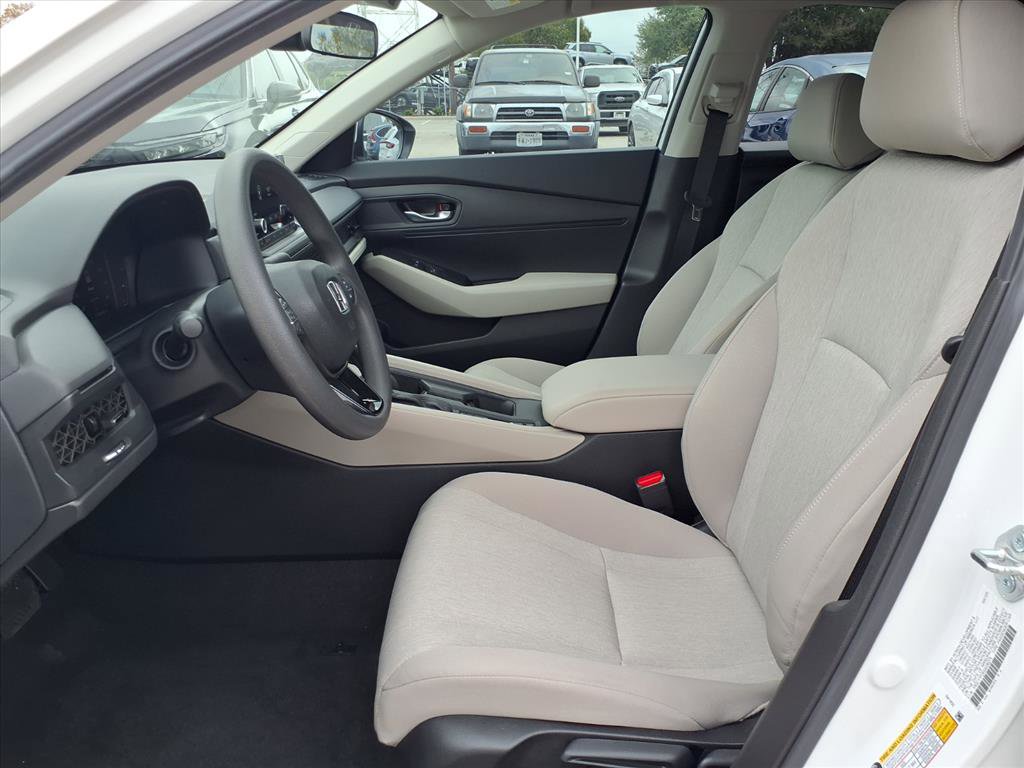 Certified 2025 Honda Accord LX image 16