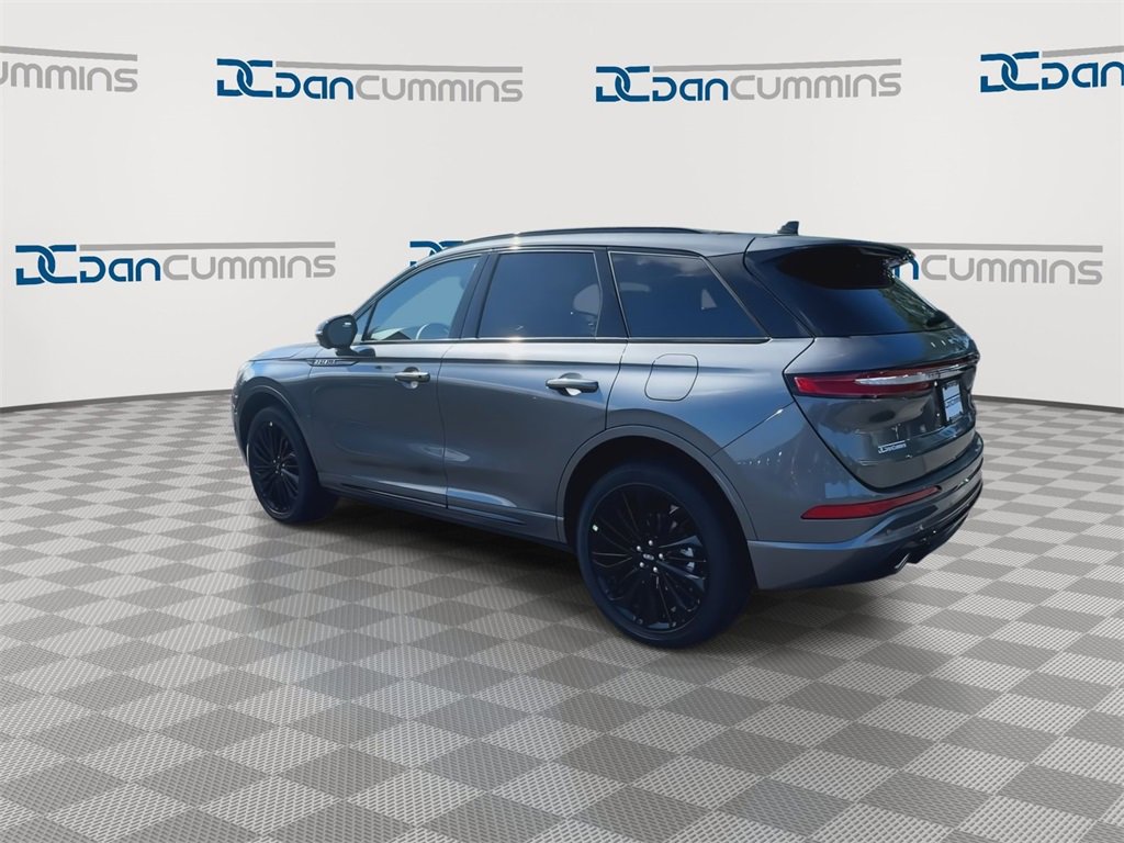 New 2025 Lincoln Corsair Reserve w/ Jet Appearance Package image 6