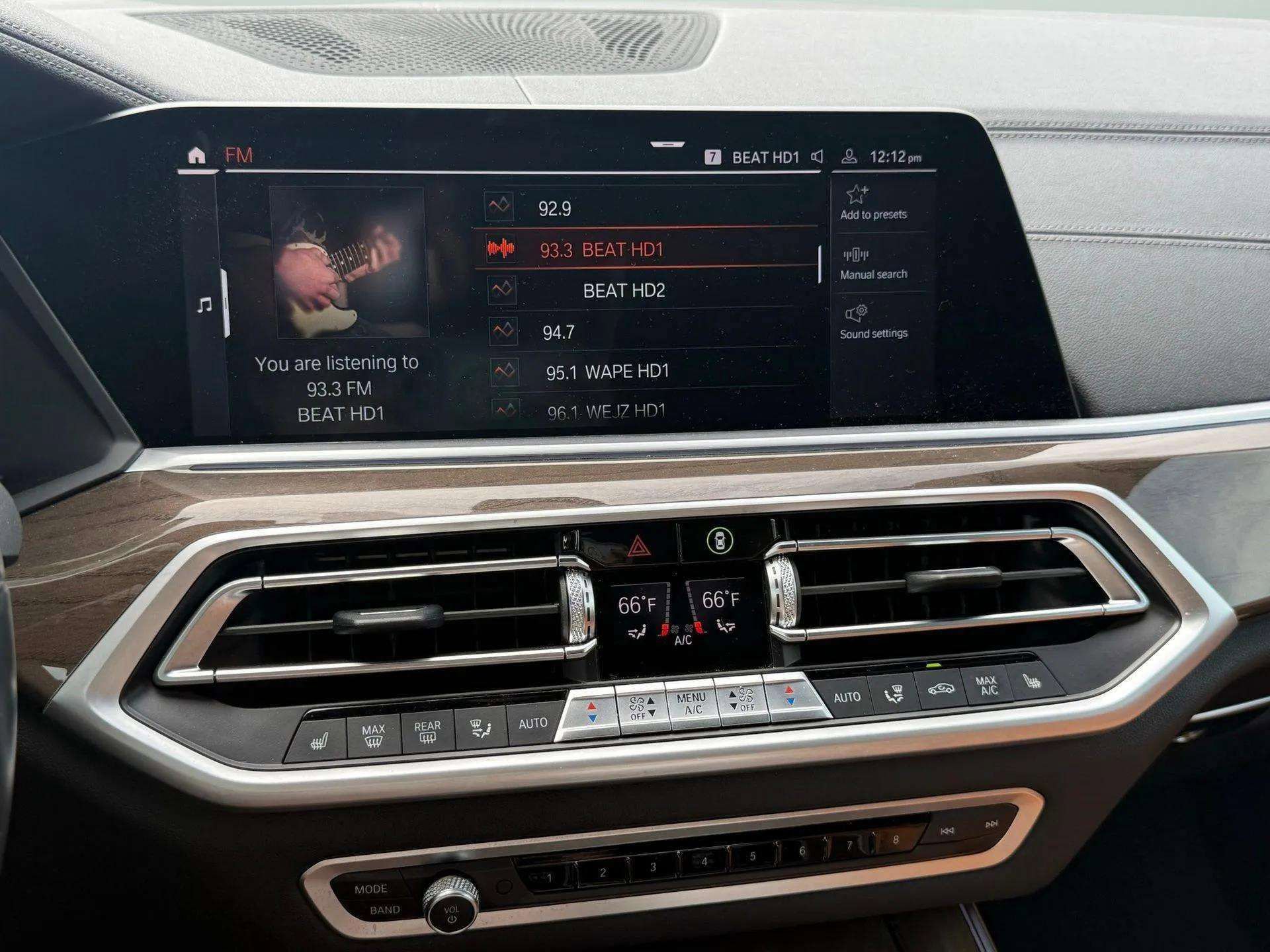 Used 2021 BMW X5 xDrive40i w/ M Sport Package image 50