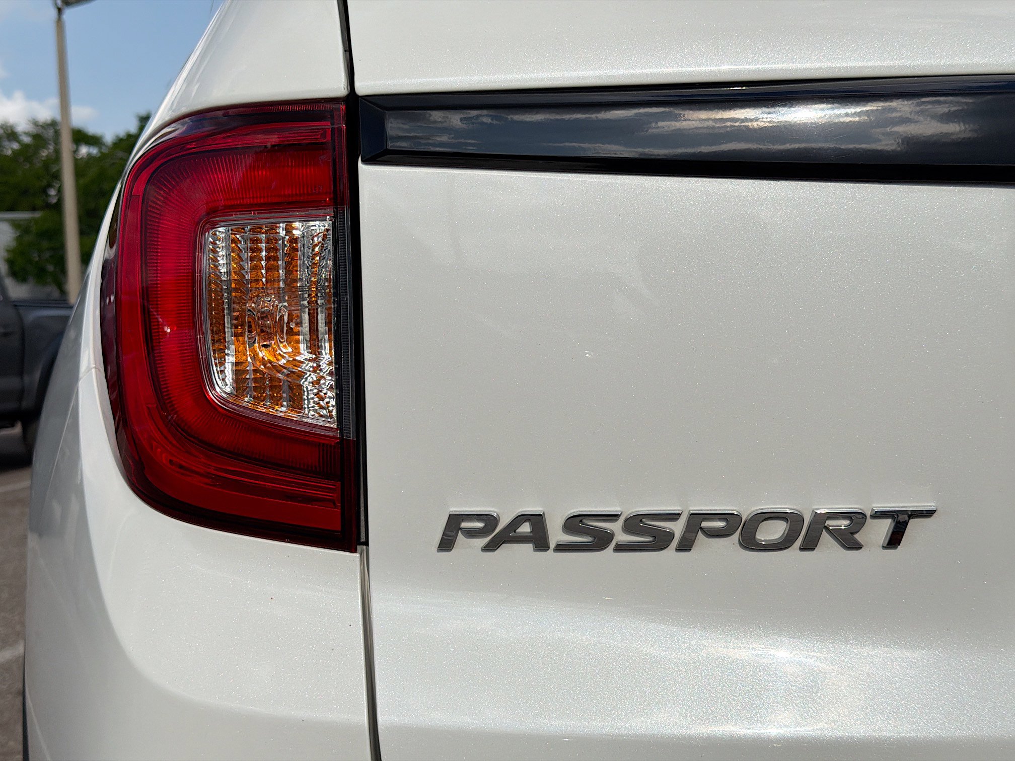 Used 2020 Honda Passport Elite image 10