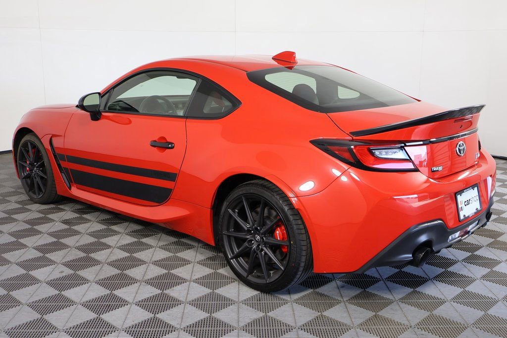 Used 2024 Toyota GR86 TRUENO Edition image 5