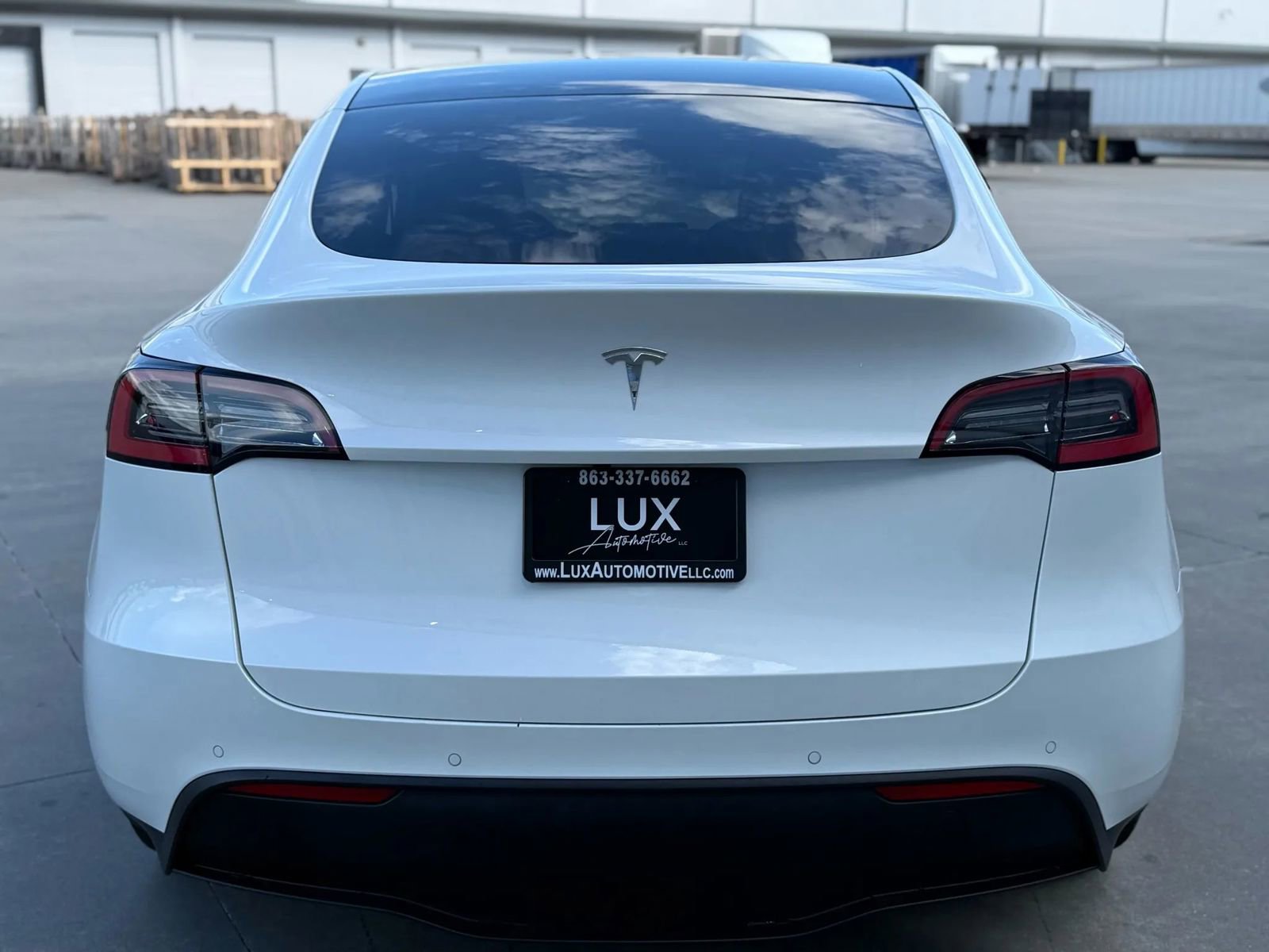 Used 2021 Tesla Model Y 2WD image 9