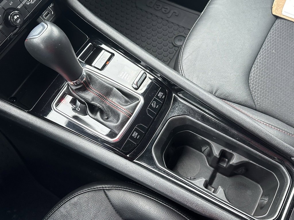 Used 2023 Jeep Compass Trailhawk image 27