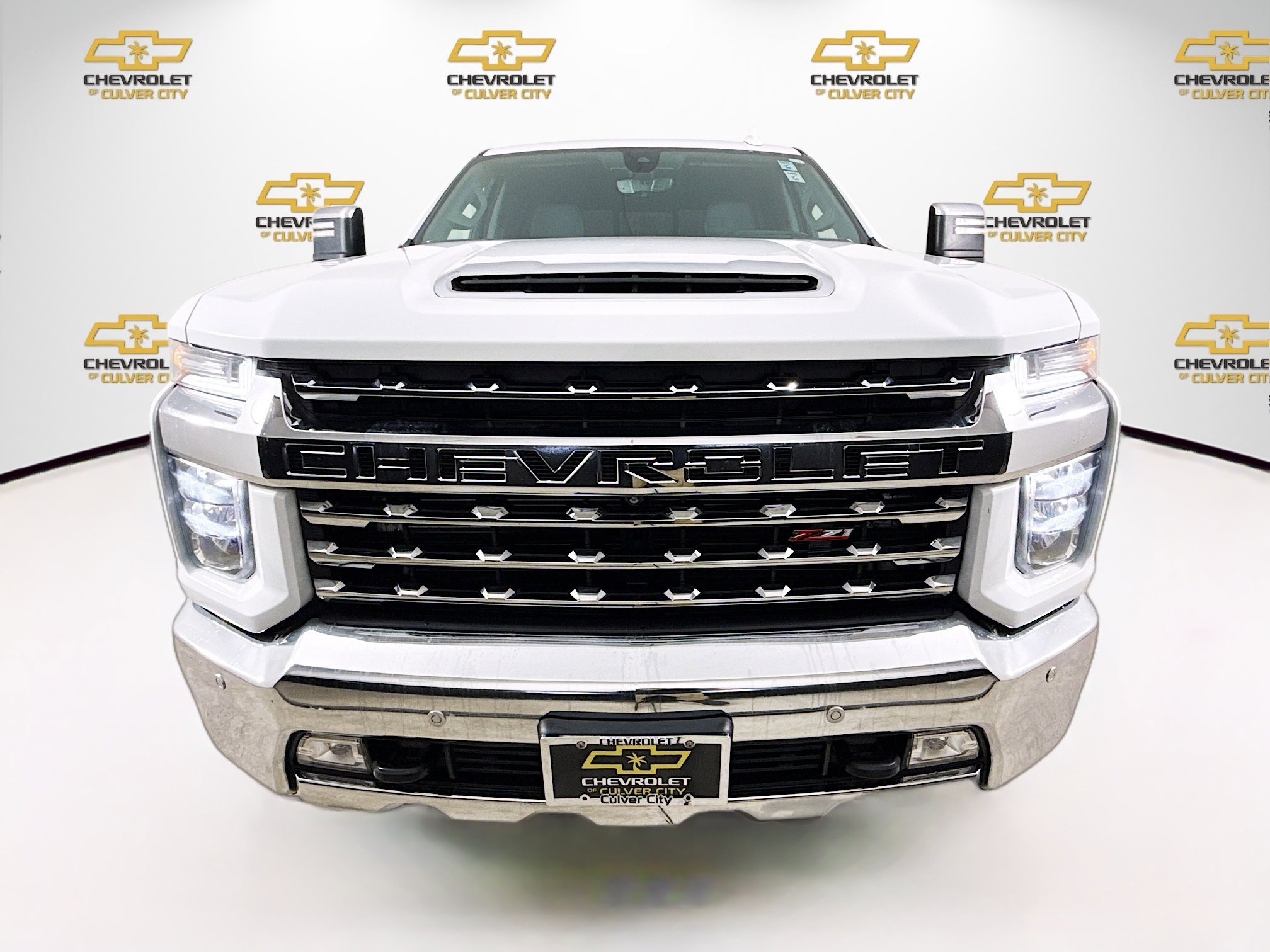 Used 2020 Chevrolet Silverado 3500 LTZ w/ LTZ Plus Package image 2