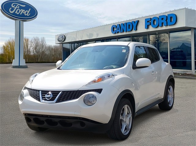 Used 2013 Nissan Juke SV image 2