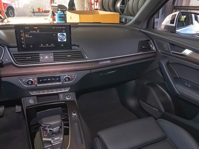 Certified 2024 Audi Q5 2.0T Premium Plus image 41
